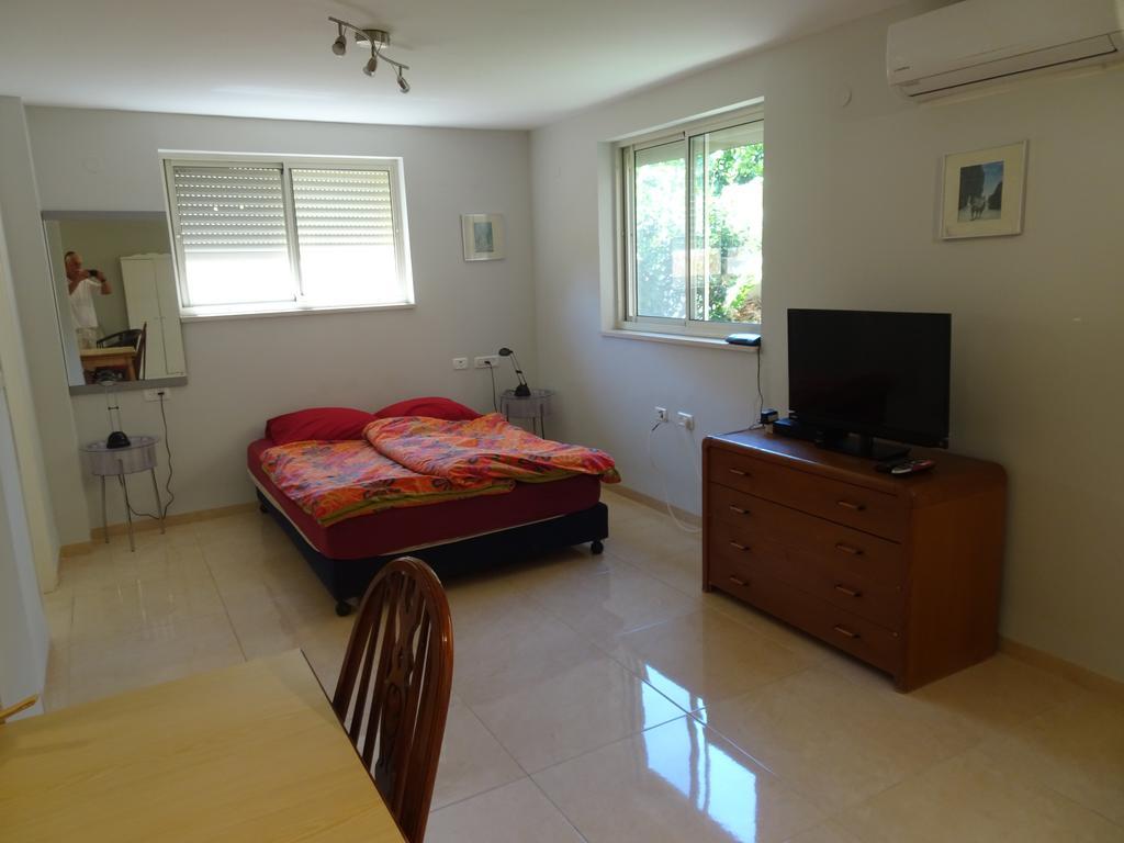 Magnificent Studio In Zichron Yaakov Sea View And Garden Zikhron Ya'akov Exterior foto
